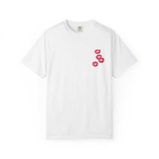 T-Shirt — Red Mon Cheri Kiss Graphic Tee