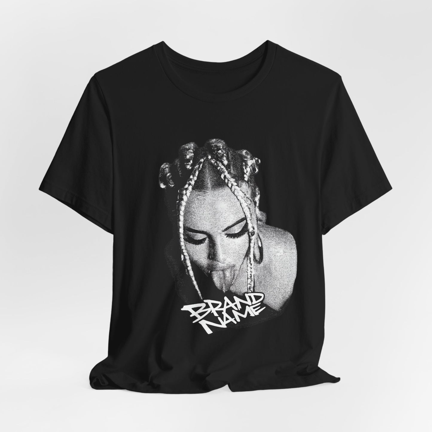 Graphic T-shirt - Vintage portrait of the mysterious girl
